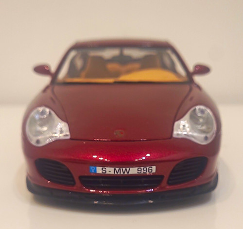 Bburago porsche 966 turbo - 1:18,