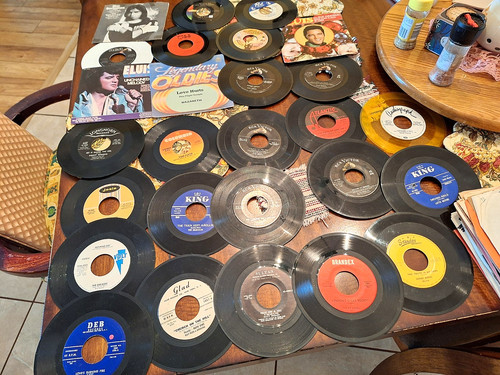 Lot vintage 45 rpm - 50,