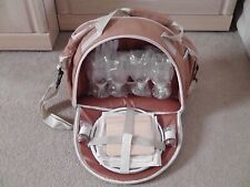 Picnic bag-4 Person – complete with cutlery, plates, glasses and Cooler Compartm