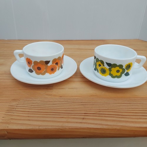 Arcopal lotus 1970s french - 1970s,