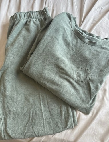 Primark green pyjama set - primark,
