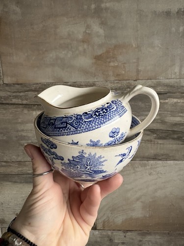 Vintage blue willow pattern - willow,