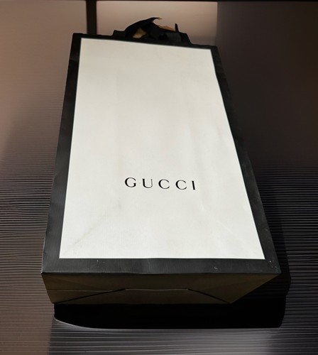 Genuine gucci medium size - genuine,