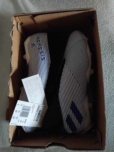 Nemeziz fj j - fj,