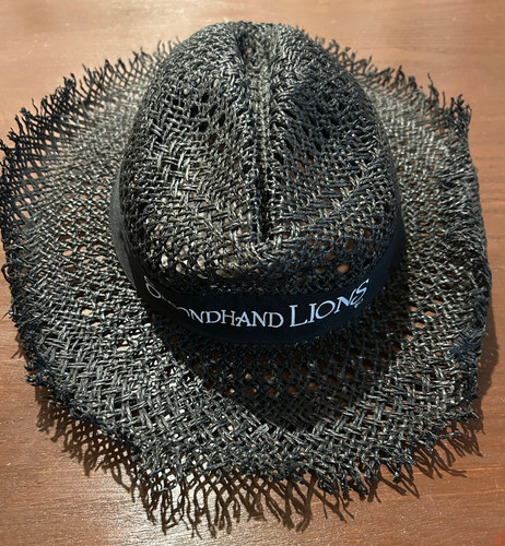 Vintage second hand - hand, lions