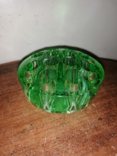 Vintage green glass flower - green,