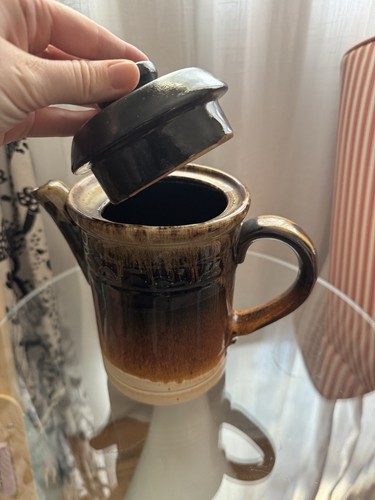 Ashdale pottery made - pottery, in