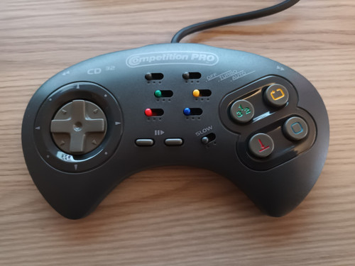 Amiga cd32 honey bee - amiga,