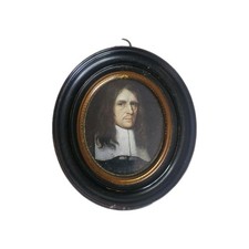 A 19thC Victorian Small Ovel Ebonised and Gilt Metal Photo Frame with a Print