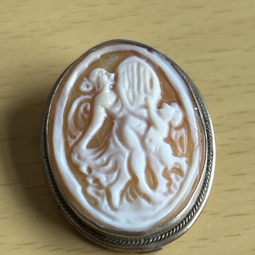 Beautiful 800 silver cameo - 800,