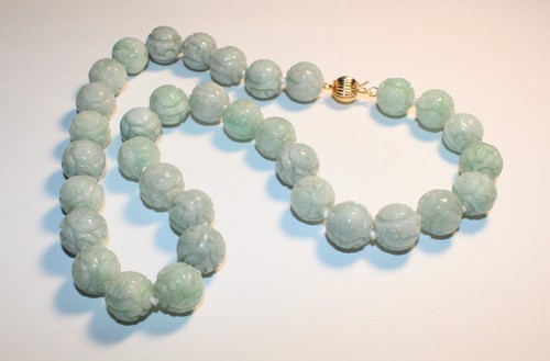 Rare jade necklace carved - rare,
