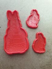 Bunny Rabbit Plastic Mould Clay Mould. Mum Rabbit And Babies.
