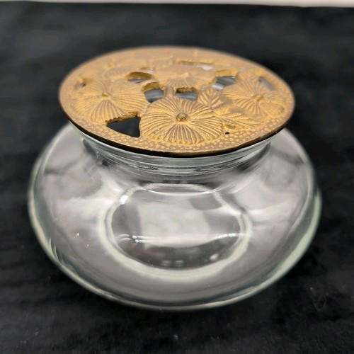 Vintage potpourri holder - potpourri, clear