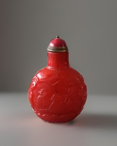Vintage chinese red cinnabar - red,
