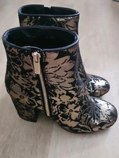 Schuh Women's  Boots Size 5