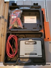Megger MIT330 Portable