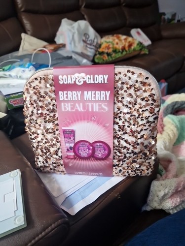 New soap glory berry - new,