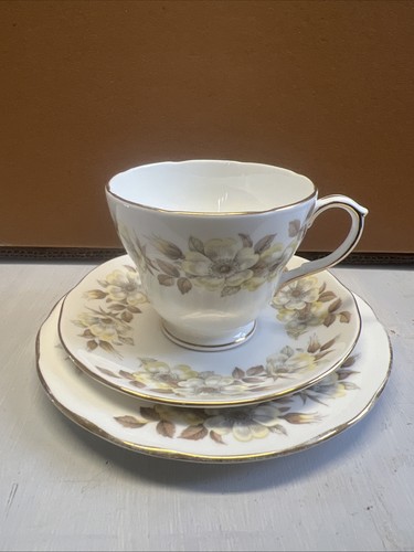 Duchess bone china - china, trio