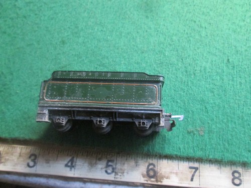 Triang green locomotive - tt,