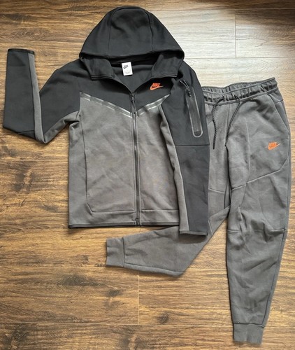 Nike tech tracksuit - tech,