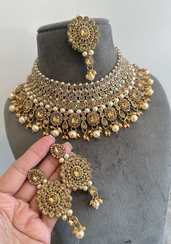 Imitation gold jewellery set - jewellery,