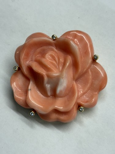 Joan rivers carved rose - carved,