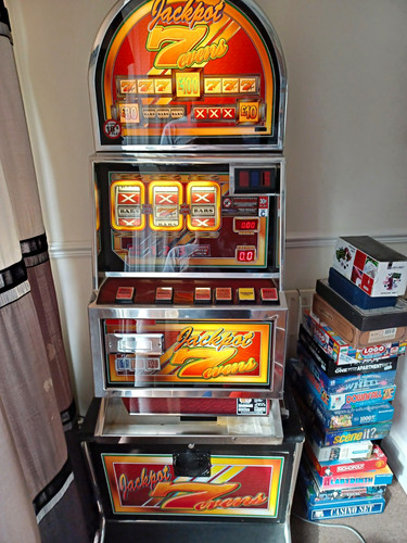 Jackpot 7evens fruit - fruit, machine