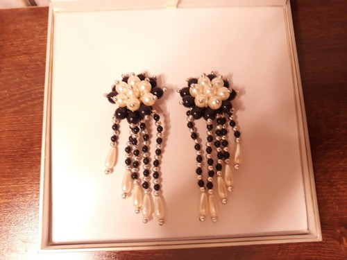 Vintage clip earrings 1 - vintage, earrings.1