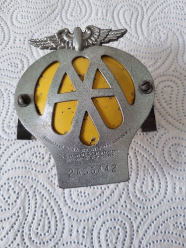 Vintage badge automobile - vintage, aa