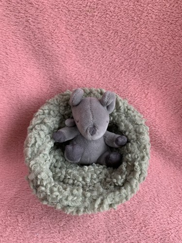 Genuine jellycat hibernating - genuine,