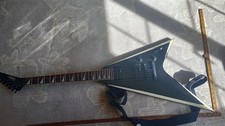 Vintage ELECTRIC GUITAR - 'Flying V' style
