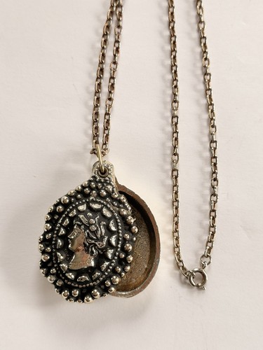 Vintage cellini romanesque - vintage,