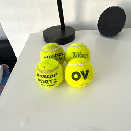 Mixed brands tennis balls - tennis,