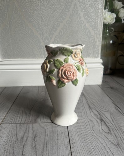 Vintage ceramic pedestal