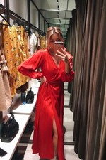 BNWT ZARA MIDI SATIN RED DRESS