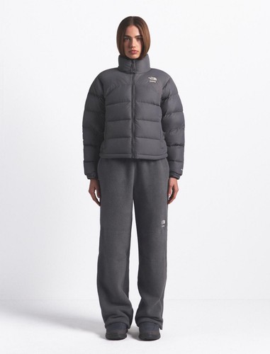 The north face skims - face,
