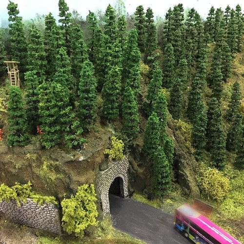 80pcs railway layout model - 80pcs,
