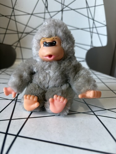 Russ baby gonga - russ, thumb