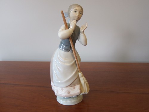 Rare lladro clean sweep - rare,
