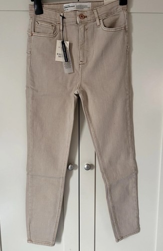 River island high - river,
