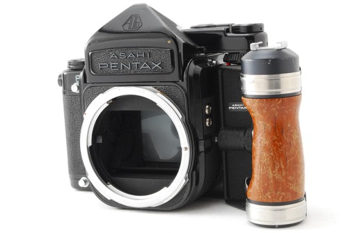 Near mint grip pentax 6x7 - mint,
