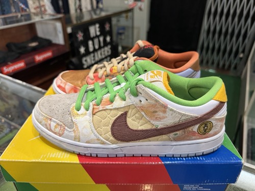 Nike dunk low street hawker - street,
