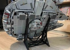 LEGO UCS Millenium Falcon