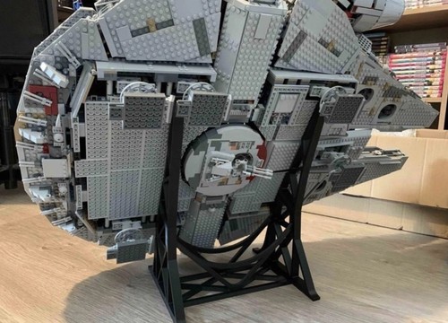 Lego ucs millenium falcon - lego,