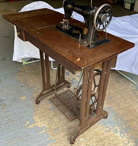 Antique singer sewing machine - antique,