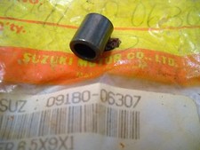 NOS OEM Suzuki Front Fnder Spcr 1990-00 GSF600 Bandit DR650 GSF1200 09180-06307