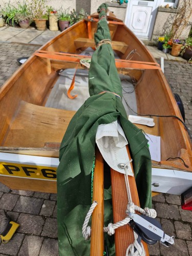 Sailing dinghy with road - sailing,