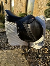 Albion Revelation Jump Saddle
