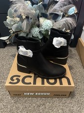 Women’s Schuh Ankle Boots