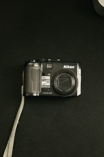 Nikon coolpix p6000 5mp - nikon,